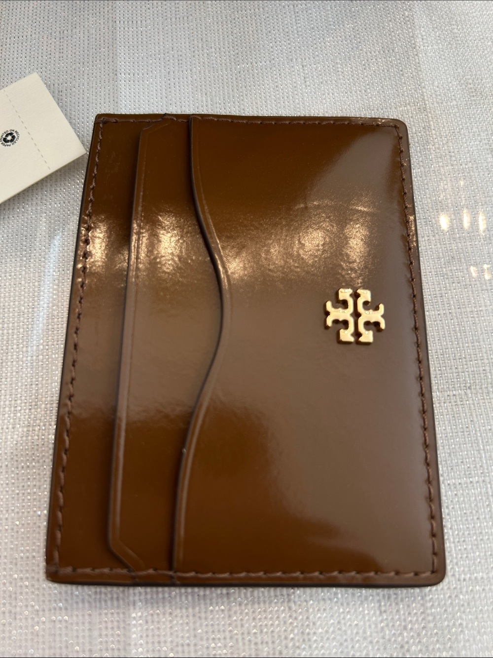 Tory Burch Emerson Patent Slim Card Case - Brown BNWT - Picture 8 of 8